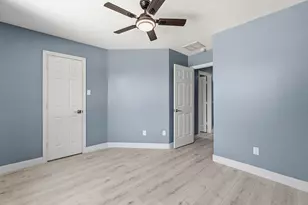 238 Drake Run Ln, Dickinson, TX 77539 - Photo 28