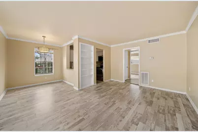 421 Emerson Street #5, Houston, TX 77006 - Photo 10