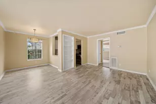 421 Emerson St, Houston, TX 77006 - Photo 10
