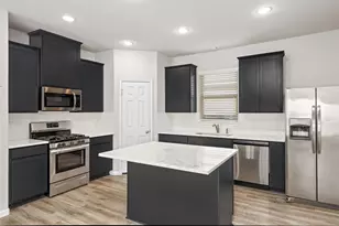 13126 Dancing Reed Dr, Texas City, TX 77568 - Photo 8