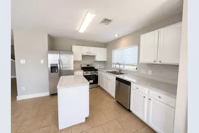 1210 Verde Trails Drive, Houston, TX 77073 - Photo 6