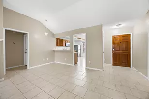 5526 Clarkston Ln, Spring, TX 77379 - Photo 4