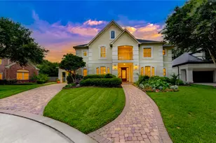 13607 Starlight Harbour Ct, Houston, TX 77077 - Photo 2