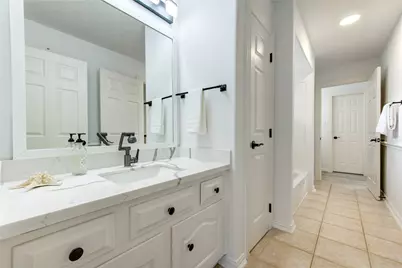 13607 Starlight Harbour Court, Houston, TX 77077 - Photo 34