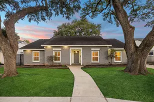 6215 Cheena Dr, Houston, TX 77096 - Photo 1