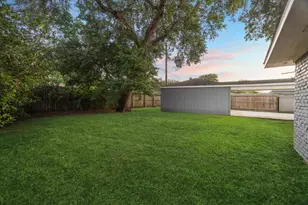 6215 Cheena Dr, Houston, TX 77096 - Photo 24