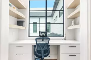 4024 Chatham Ln, Houston, TX 77027 - Photo 34