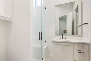 4024 Chatham Ln, Houston, TX 77027 - Photo 48