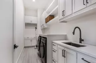 4024 Chatham Ln, Houston, TX 77027 - Photo 46