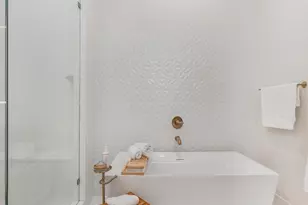 4024 Chatham Ln, Houston, TX 77027 - Photo 40