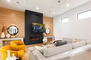 4024 Chatham Ln, Houston, TX 77027 - Photo 14