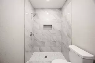 11302 White Gate Ln, Houston, TX 77067 - Photo 24