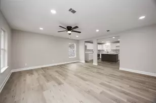 11302 White Gate Ln, Houston, TX 77067 - Photo 18