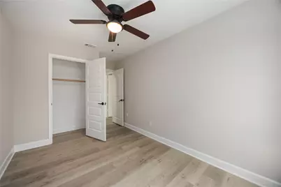 11302 White Gate Lane, Houston, TX 77067 - Photo 14