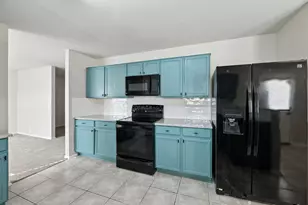 3933 Brook Hollow Dr, Schertz, TX 78154 - Photo 10