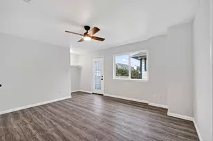 8310 Wild Rose St, Houston, TX 77083 - Photo 14