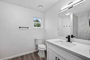 8310 Wild Rose St, Houston, TX 77083 - Photo 12