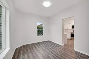 8310 Wild Rose St, Houston, TX 77083 - Photo 26