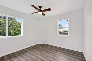 8310 Wild Rose St, Houston, TX 77083 - Photo 4