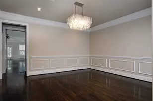 737 W 20th St, Houston, TX 77008 - Photo 4