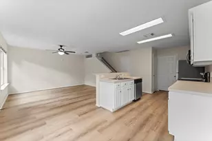 7 Verbena Bend Pl, The Woodlands, TX 77382 - Photo 8