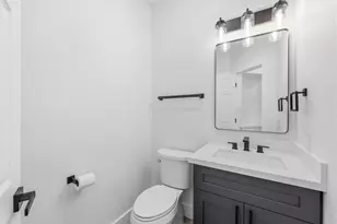 138 W Stockbridge Landing Cir, The Woodlands, TX 77382 - Photo 18