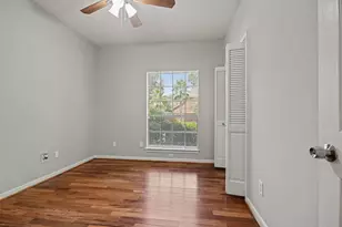 15814 Lake Lodge Dr, Houston, TX 77062 - Photo 20