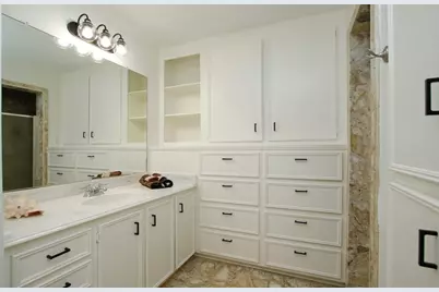 8006 Albin Lane, Houston, TX 77071 - Photo 32