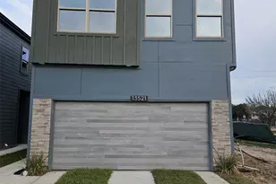 2805 Peacock Grn Wy, Houston, TX 77047 - Photo 1