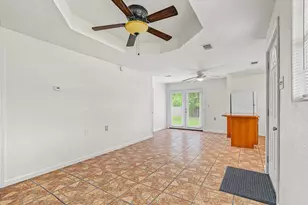 612 Harvey St, Clute, TX 77531 - Photo 8