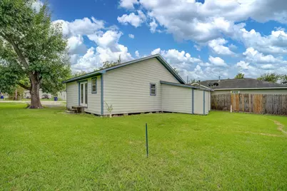 612 Harvey Street, Clute, TX 77531 - Photo 28