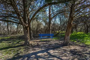 520 Laredo St, Navasota, TX 77868 - Photo 8