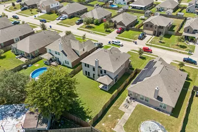 119 Brazos Drive, Baytown, TX 77523 - Photo 20
