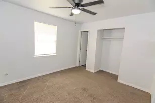 9706 Farragut St, Houston, TX 77078 - Photo 10