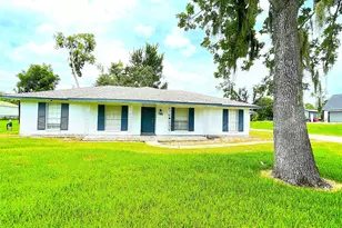 316 Rabbit Trail, Lake Jackson, TX 77566 - Photo 2