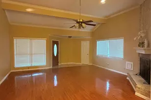 1467 Hunters Park Dr, Missouri City, TX 77489 - Photo 2