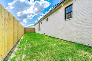 8903 Milby St, Needville, TX 77461 - Photo 32