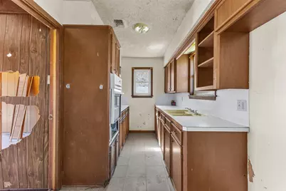 3003 Kim Street, Bryan, TX 77803 - Photo 6