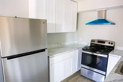 909 Yorkshire St Street #8, Houston, TX 77022 - Photo 12