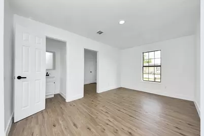 1203 W 6th Street, Freeport, TX 77541 - Photo 30