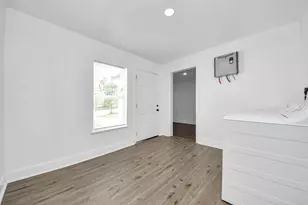 1203 W 6th St, Freeport, TX 77541 - Photo 22