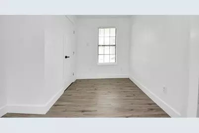 1203 W 6th Street, Freeport, TX 77541 - Photo 26