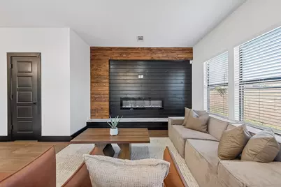 4929 Wilmington St A/B Street, Houston, TX 77033 - Photo 6