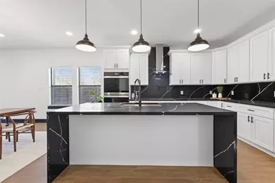 4929 Wilmington St A/B Street, Houston, TX 77033 - Photo 10