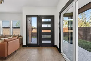 4929 Wilmington St A/B St, Houston, TX 77033 - Photo 2