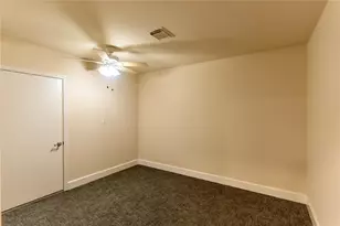 913 Elm Pointe Ln, League City, TX 77573 - Photo 46
