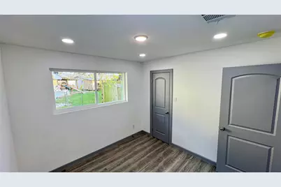 8803 Cottage Gate Lane, Houston, TX 77088 - Photo 22