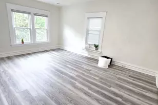 313 E St Joseph St, Lansing, MI 48933 - Photo 4