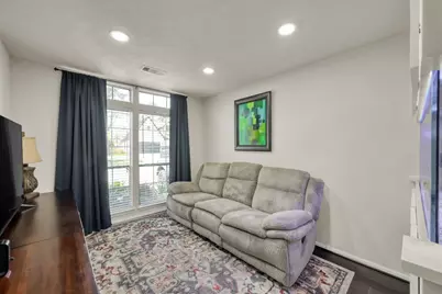 1602 Cafe Dumonde, Conroe, TX 77304 - Photo 18