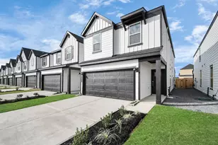 12316 Basilwood Dr, Houston, TX 77047 - Photo 2